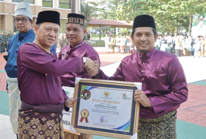 Jadi Pembina Upacara Hari Jadi Kampar ke-75, Pj Bupati, Bangun Kampar Yang Lebih Maju dan Bersaing