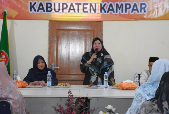 Pj Ketua TP PKK Kampar Bersama Ibu Ibu Ikuti Ceramah Agama PeringatiIsra Mi,rat