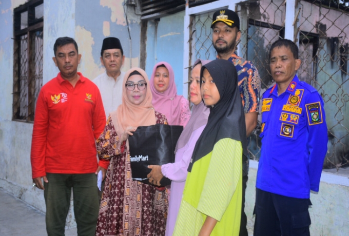 Pasca Dilantik Sebagai Wakil Bupati, Misharti Langsung Kunjungi Korban Bencana Kebakaran