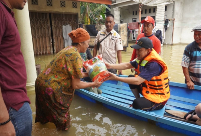 Bantu Masyarakat Terdampak Banjir, Pemkab Kampar Apresiasi Partisipasi Perusahaan