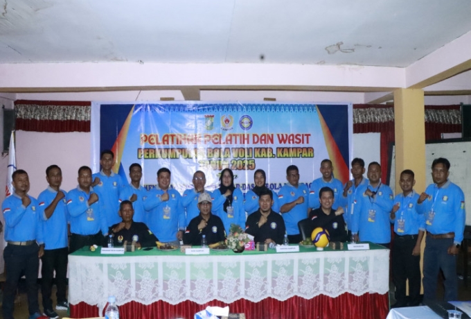 Pemkab Kampar Bersama PBIVSI Gelar Pelatihan Wasit dan Pelatih Untuk Generasi Muda 