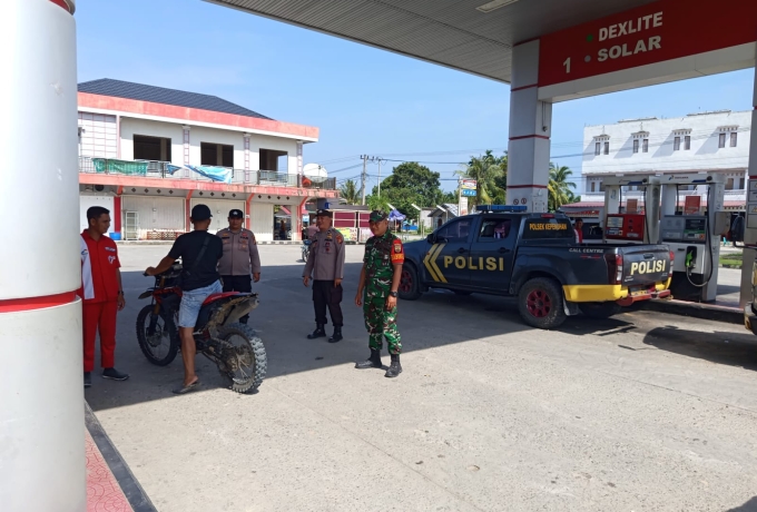 Babinsa Koramil 14/Kepenuhan, Sambangi Objek Vital SPBU