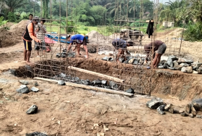 Struktur Utama Mulai Terbentuk: Pengecoran Beton Tower Jembatan Gantung Muara Musu Capai 35%