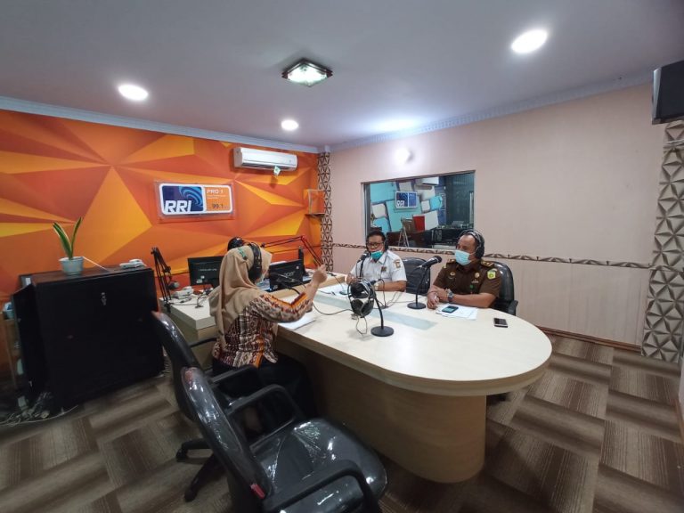 Jaksa Menyapa, Kejari Kampar Sampaikan Bahaya dan Dampak Narkotika di RRI