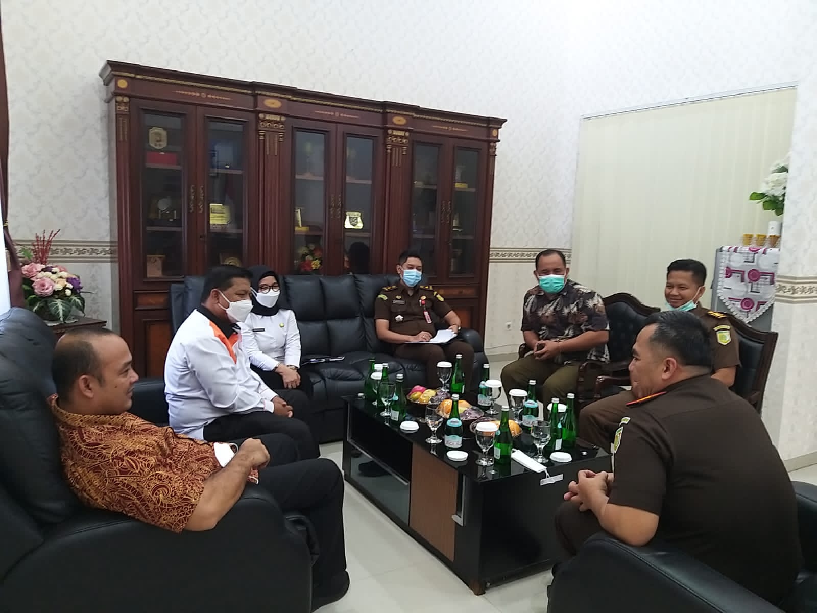 Kejari Terima Kunjungan Pimpinan dan Sekwan DPRD Kampar