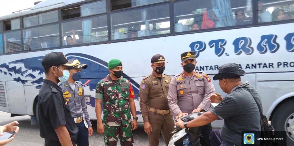TNI Bersama Laksanakan Ops Yustisi, Stop Pengendara Yang Tak Pakai Masker