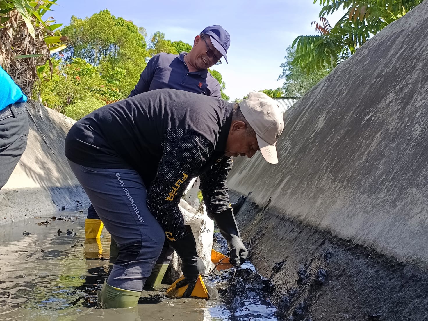 Sempena HUT Siak ke 23, Pemkab Siak laksanakan Gotong Royong bersama