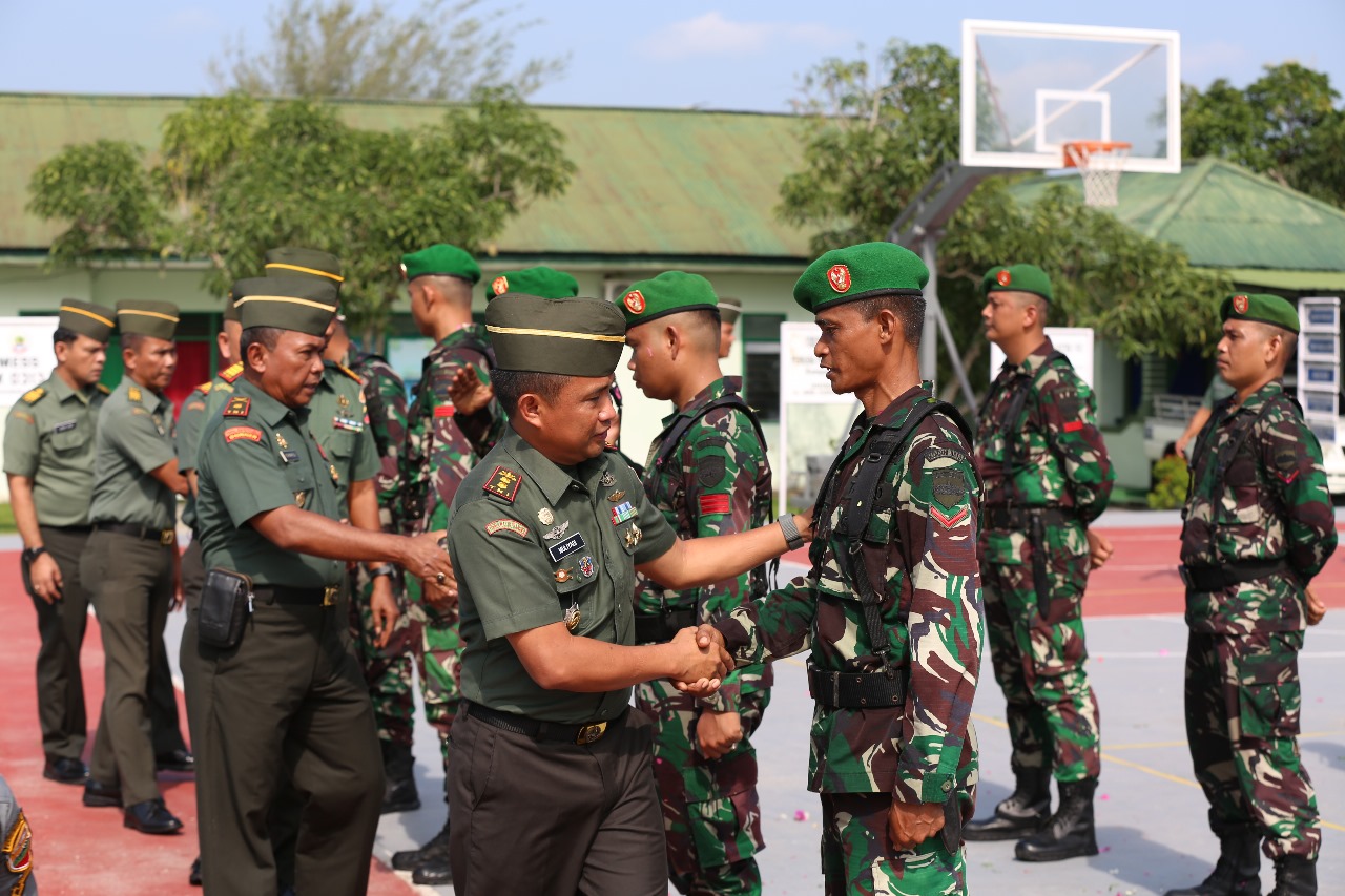 Sebanyak 12 Orang Personil, Kodim 0313/Kpr Lakukan Ritual Penyiraman Penerimaan Warga Baru