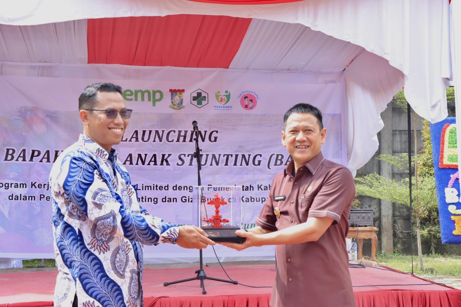Pj Bupati Kampar Hambali Launching Bapak Asuh Anak Stunting Di Siak Hulu