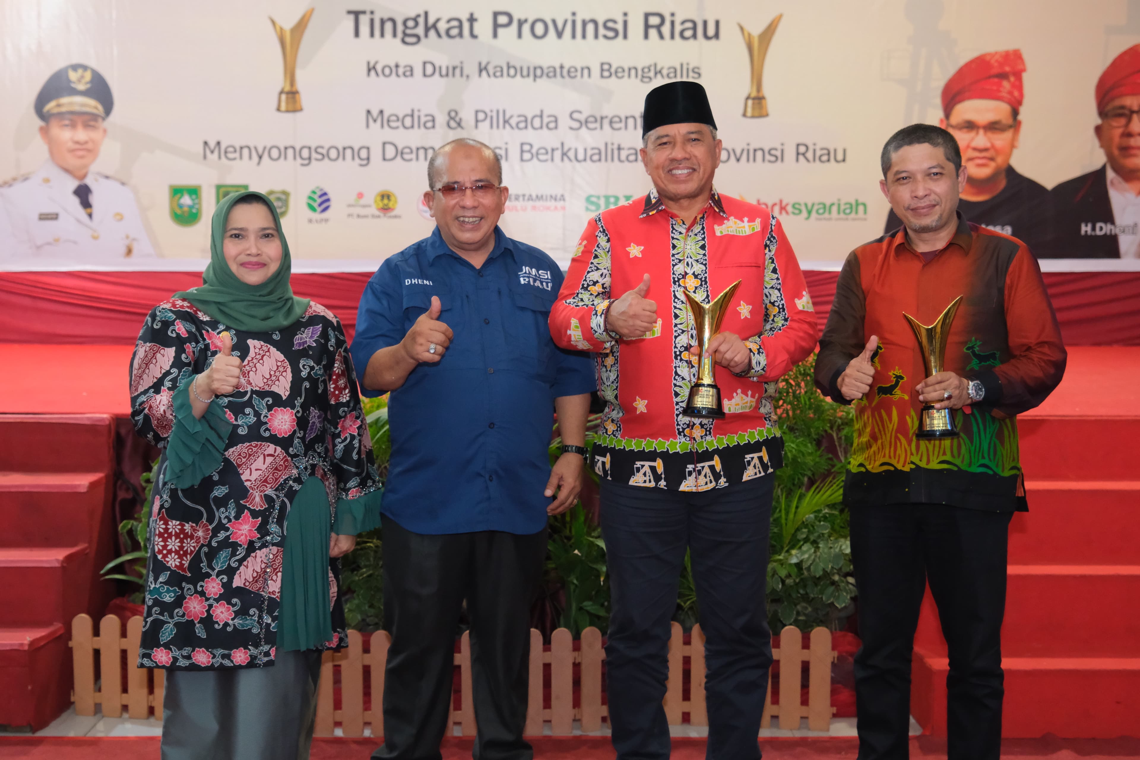 Malam Puncak HUT JMSI Award 2024, Bupati Siak Raih Penghargaan Bupati Aspiratif