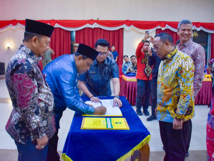 Tingkatkan Kesejahteraan Masyarakat Pj Bupati Kampar Lakukan Kesepakatan Bersama Blok Bentu