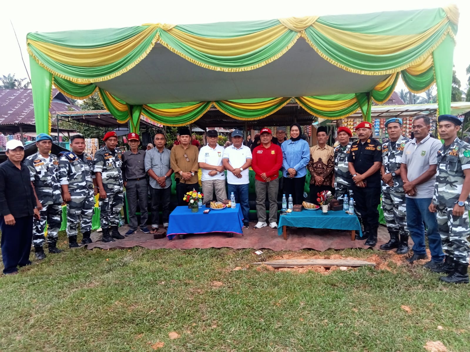 Wakili Bupati, Kadispora Kampar Resmi Buka Turnamen Sepak Bola Parsibers Cup II 2025
