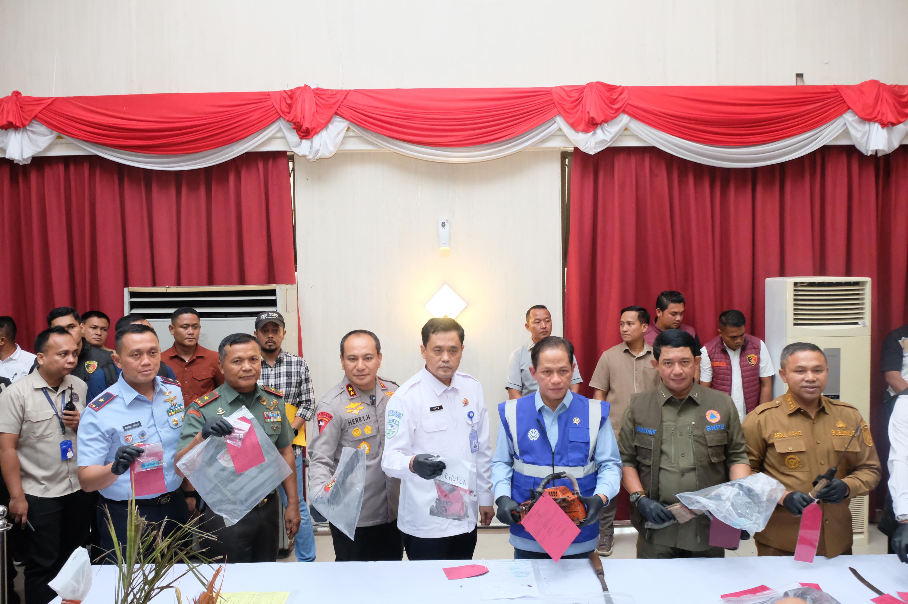 Menteri LH Apresiasi Pemprov-Polda Riau Atasi Karhutla