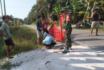 Babinsa Koramil 01/Bkn Ajak Warga Meriahkan dan Sambut HUT RI Ke 80