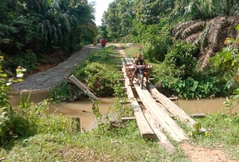Kodim 0313/KPR Mulai Pembangunan Jembatan Beton Penghubung Desa di Kampar Kiri Hulu